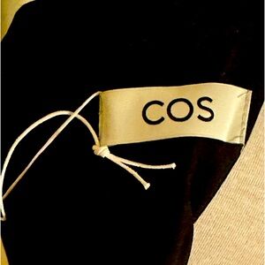 CRUSHED PLEATED CAPE SLEEVE TOP euro sz 34